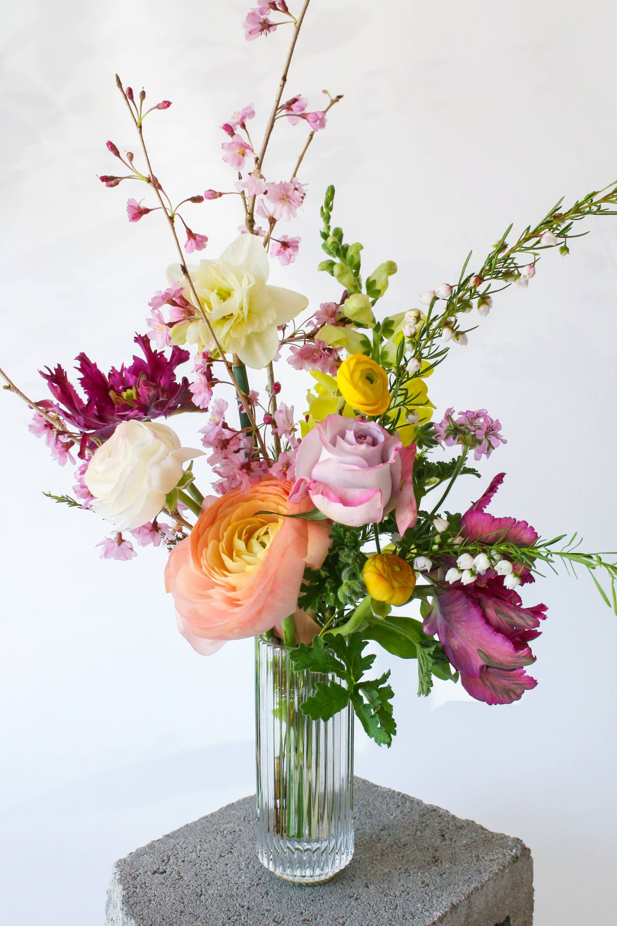 Bliss Seasonal Arrangement (Petite) – Brave Floral