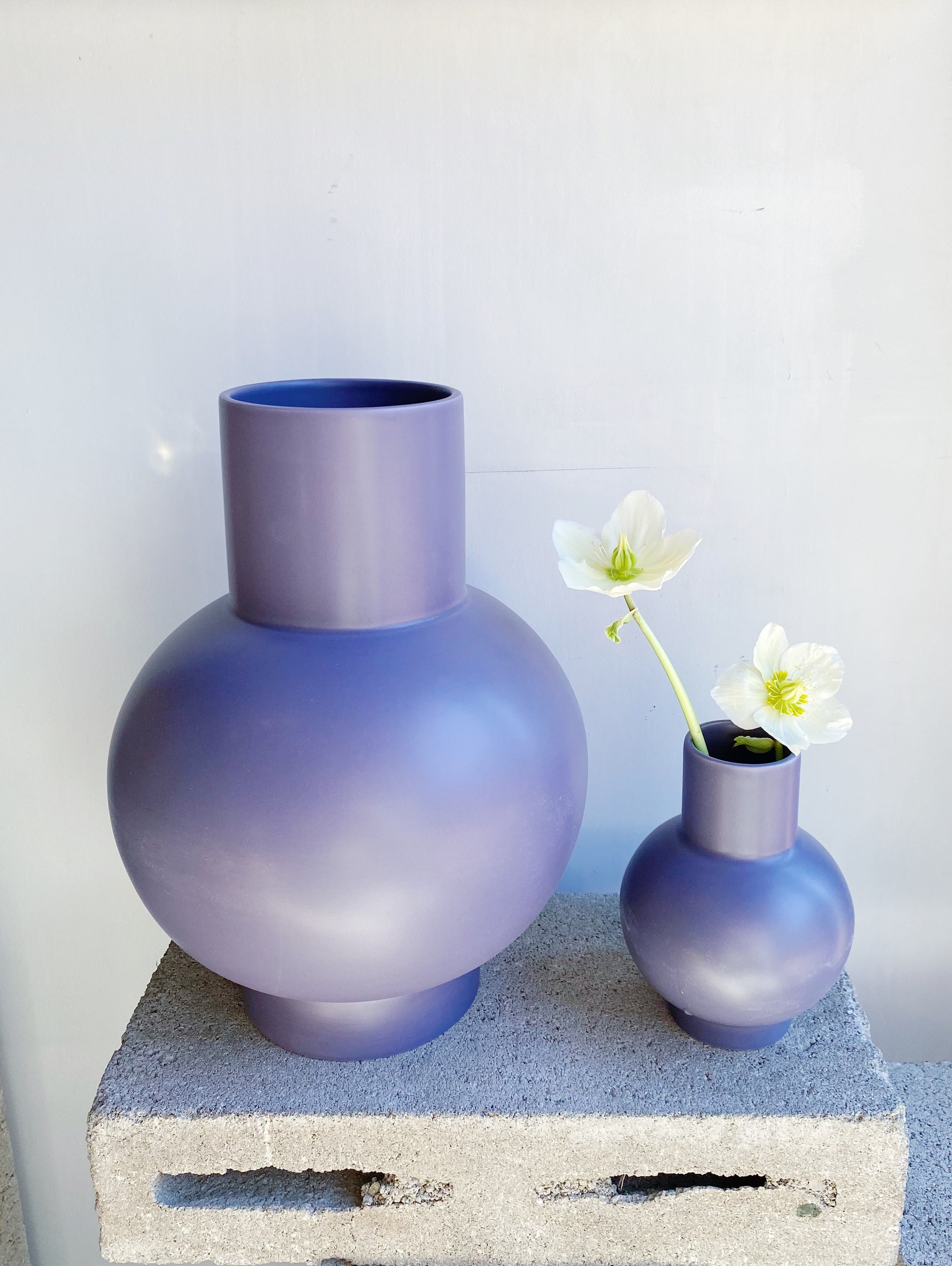 Raawii Strom Vase L パープル Raawii Strom Vase – Brave Floral